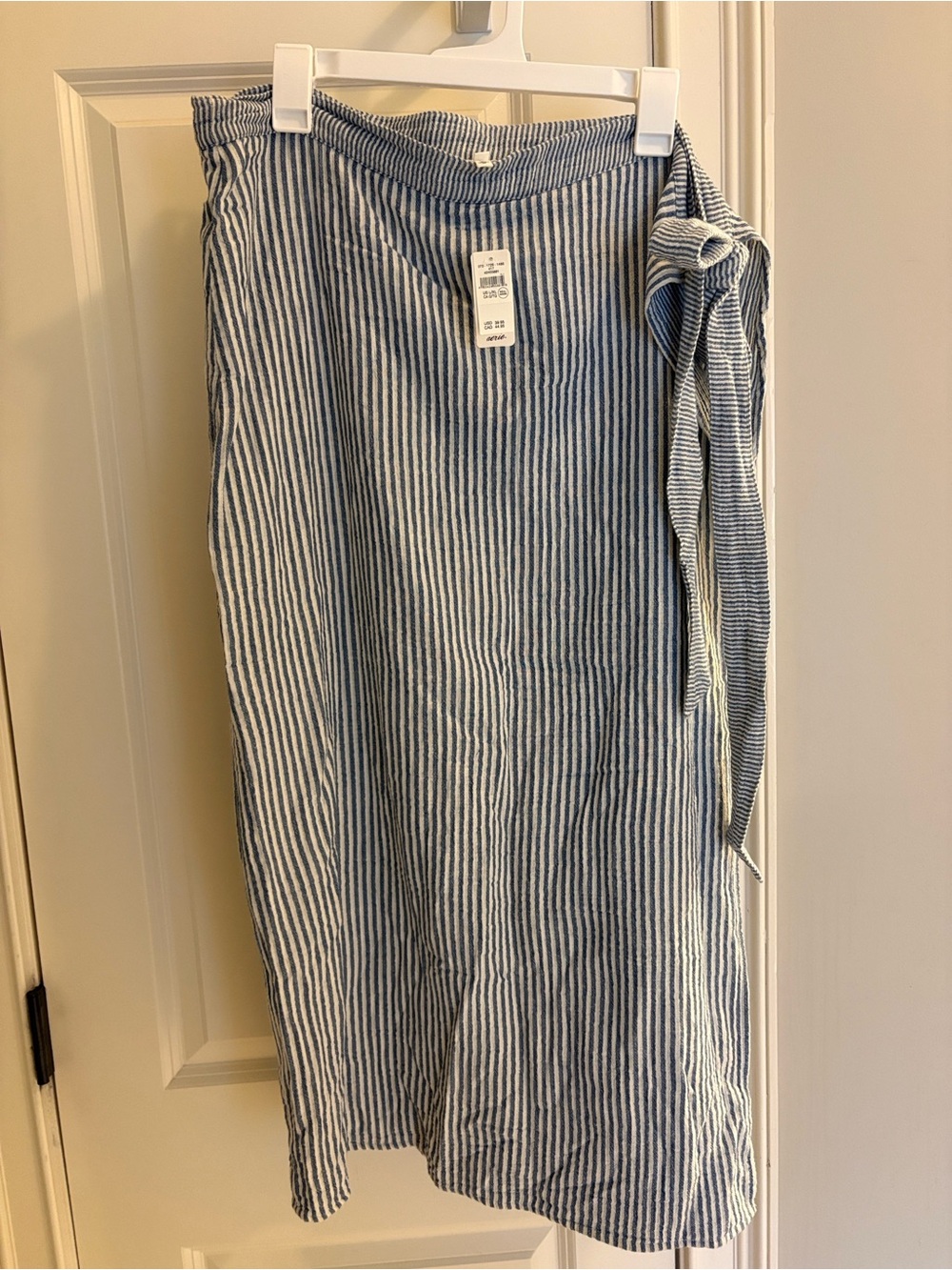 Aerie Striped Blue & White Tie-Waist Sarong NWT